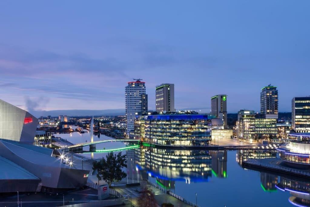 Central Manchester-1Br Apartment Free Parking-Cinema Room エクステリア 写真